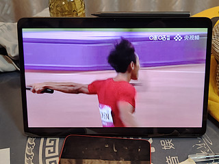 14.6寸平板很爽！恭喜中国男子4x100米亚运冠军