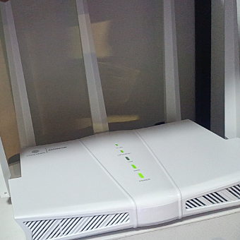 自由自在 ZTE/中兴ZXHN E2633移动版3000M双频千兆WiFi6路由器MESH组网中兴