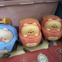 0 元买的儿童迷你卡通玩具车