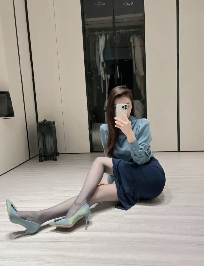 女上装