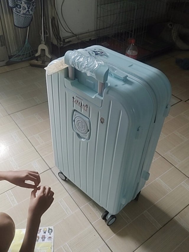 这个行李箱特别好。