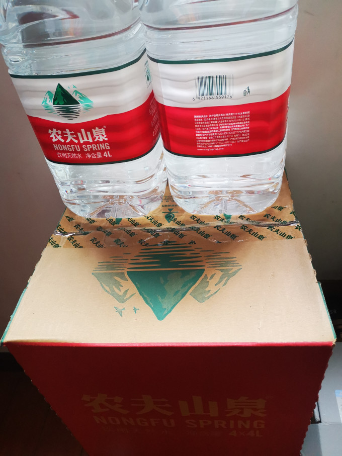 农夫山泉饮用水