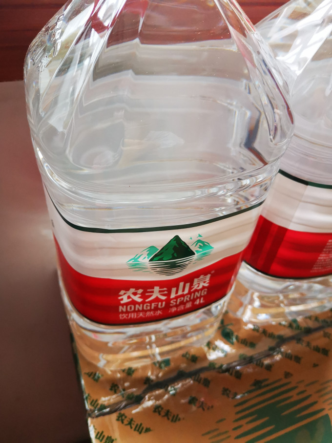 农夫山泉饮用水