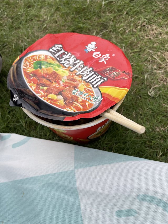 白象啊白象 吃的最贵的一份泡面