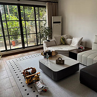 意式极简真皮沙发：大户型现代客厅的优雅之选