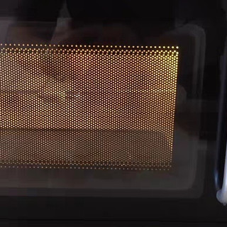微波炉使用须注意!