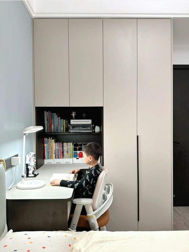 健康和舒适的光对小朋友的成长和发展到底有多大影响？我们应该如何为他们提供更好的光源？