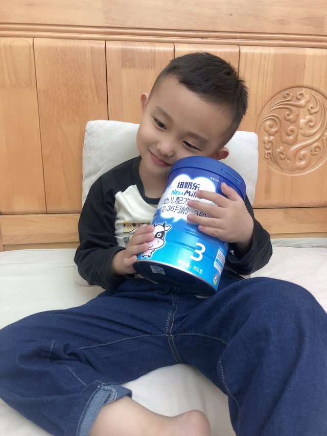 新西兰黄金奶源地，进口奶粉营养配比天花板！🍼