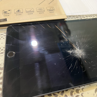 生活总是一地鸡毛，我来缝缝补补