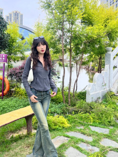 徒步装备LAPAYP纯欲风连帽开衫卫衣女春秋新款修身
