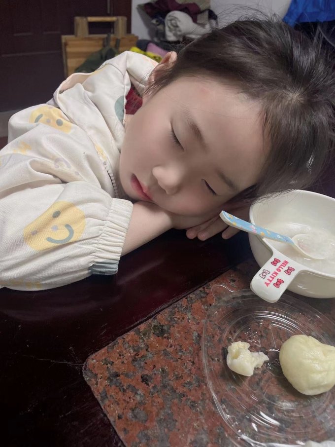 婴儿护理用品