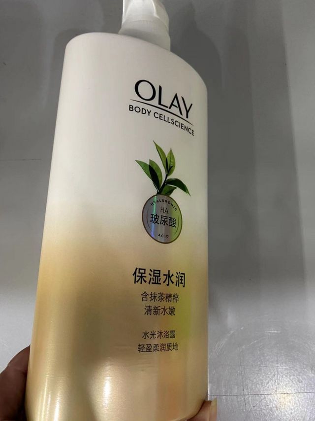 水润光泽的OLAY沐浴露