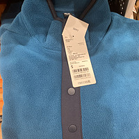 没想到优衣库的这个摇粒绒套头衫网上只要79元，线下买亏了吗？