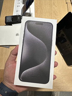 iPhone 12置换15Pro Max还是苹果直营店靠谱