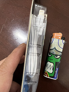 一根全新没有用过的品胜数据线，被我藏过头了！