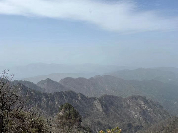 山野寻风，记一次周末登山