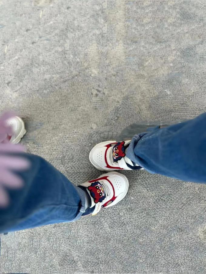 卡特兔童鞋