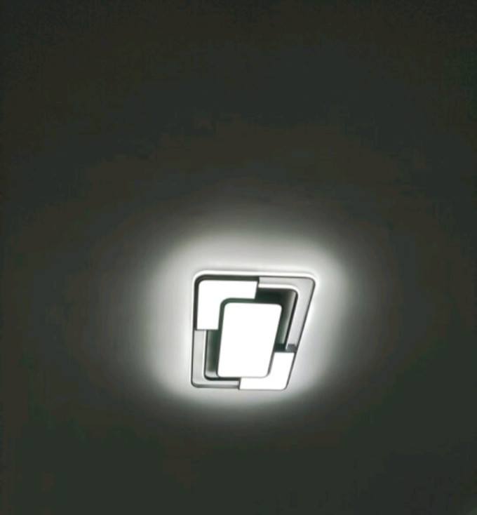 吸顶灯