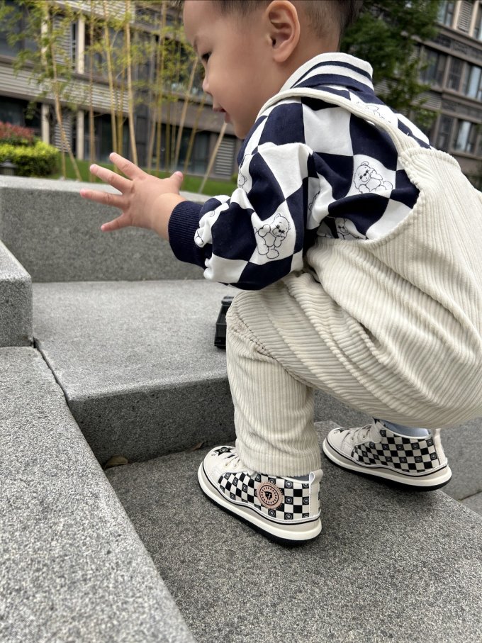 童鞋