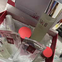 SK-II神仙水护肤套装礼盒——美白礼物的绝佳选择