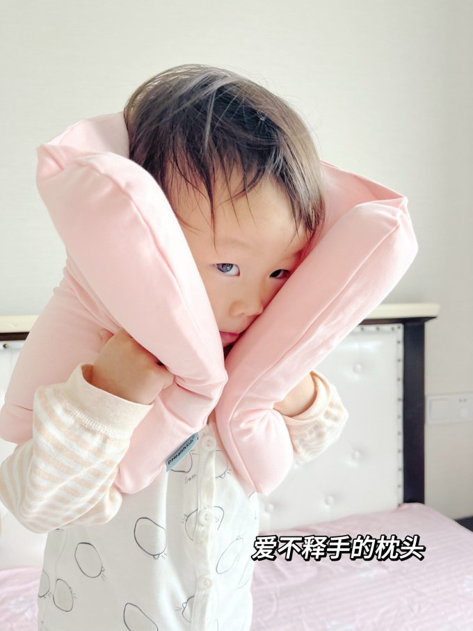 婴儿枕头