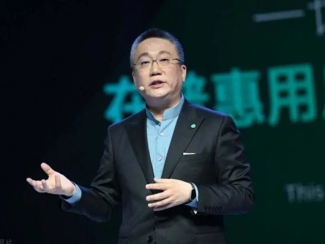 知情人士称威马董事长沈晖和家人已迁居美国,留下债务近400亿