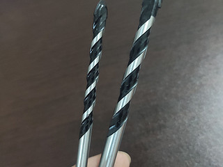 低至0.1元两支的牛享瓷砖霸王钻头6MM+8MM