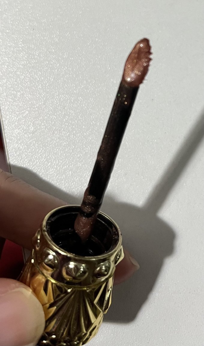 路铂廷唇部彩妆