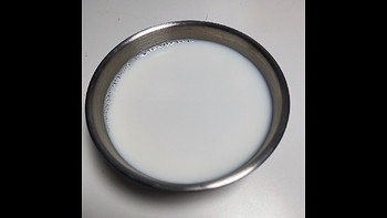 牛奶所蕴含的营养超出你的想象——一天一盒奶，强健中国人！