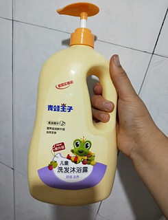 如何选择适合宝宝的洗发水：儿童洗发水指南
