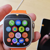 Apple Watch Ultra2 智能手表