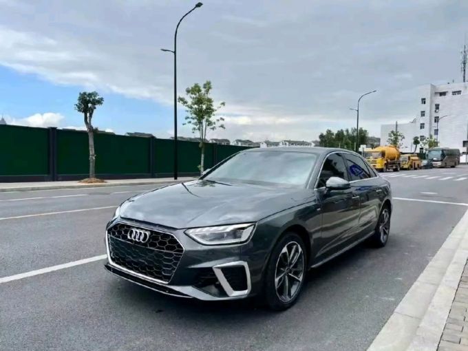 奥迪轿车怎么样 去年赚了点钱,因为虚荣心买了一台2022款奥迪a4l_什么