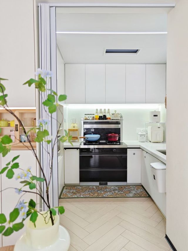 小户型的厨房也能样样俱全