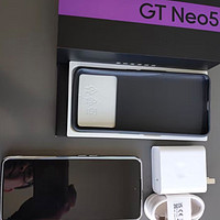 realme真我GT Neo5 150W光速秒充 觉醒光环系统 144Hz 1.5K直屏 骁龙8+ 5G芯 12GB+256GB 紫域幻想 5G