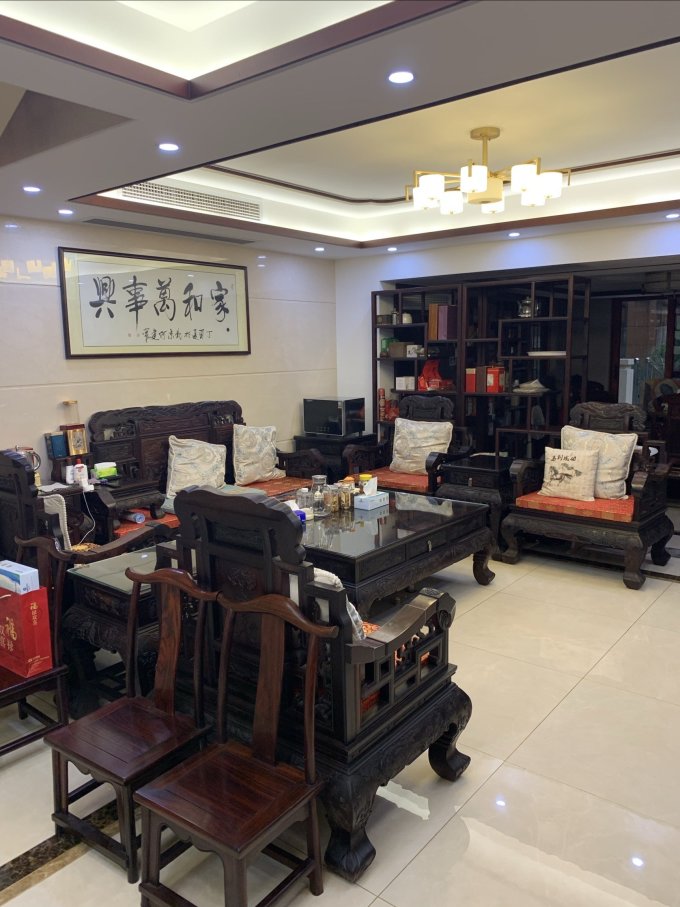 客厅家具