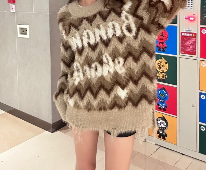女上装