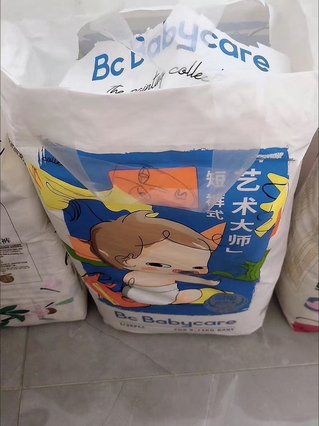 babycare艺术大师薄柔新升级纸尿裤L46片(9-14kg)婴儿尿不湿瞬吸不闷热