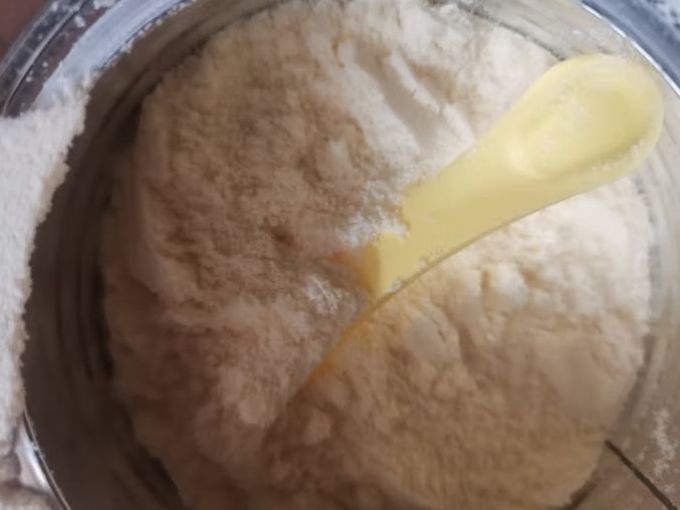 婴儿奶粉