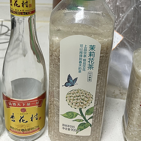 为了不浪费陈米，两瓶杏花村泡了酒米