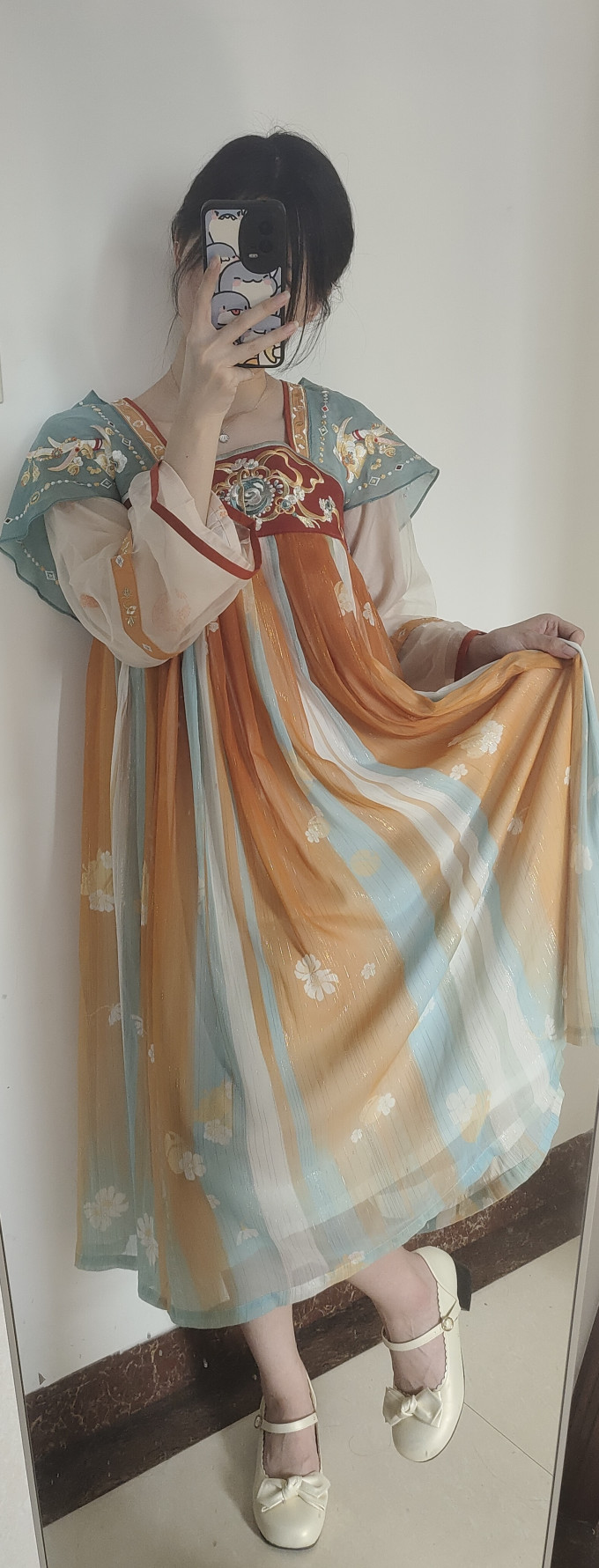 十三余汉服
