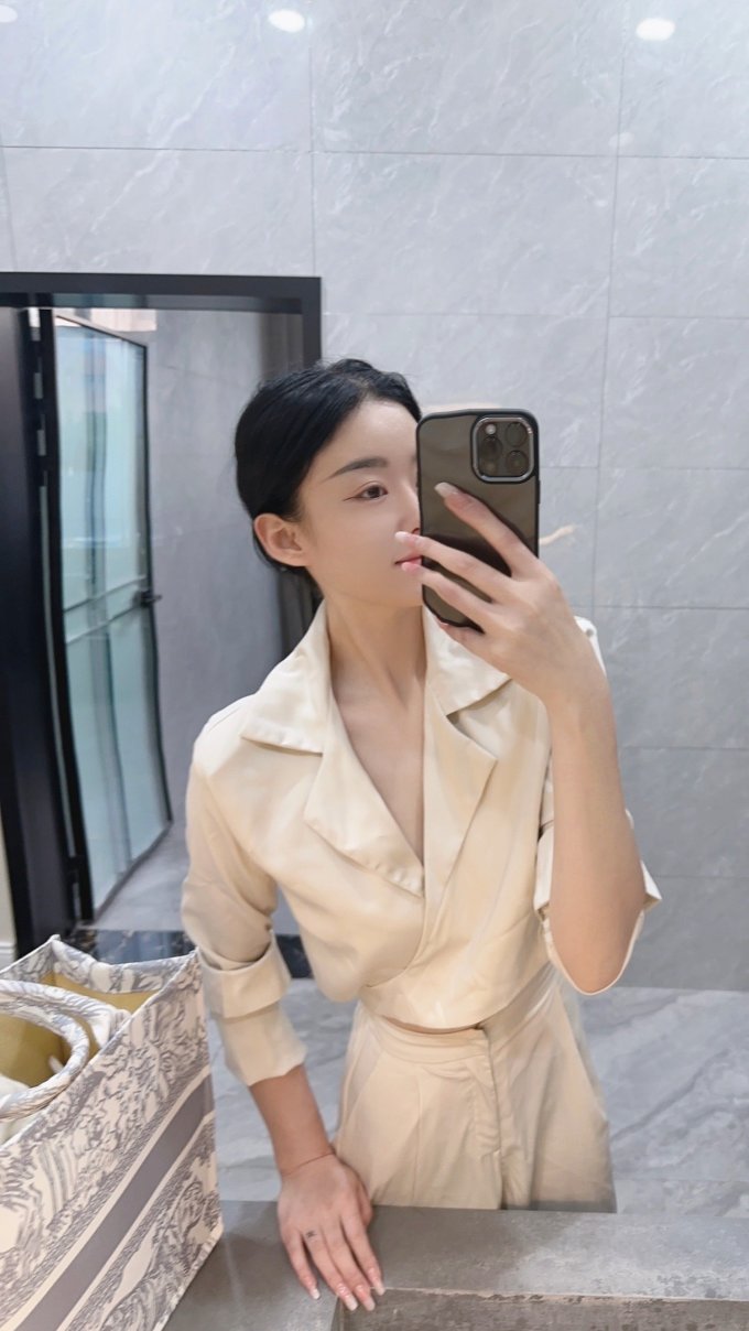 苹果女上装