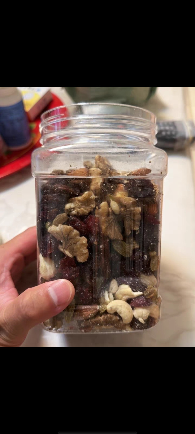 良品铺子综合坚果
