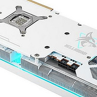 憾讯发布RX 7800 XT Hellhound “暗黑犬” 白色特别版、全身通体白、三风扇+5热管