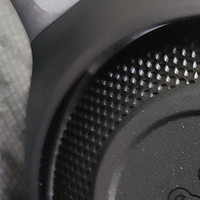 雷蛇 Razer 北海巨妖标准版 X 耳机，让你在游戏中享受身临其境的音效体验!