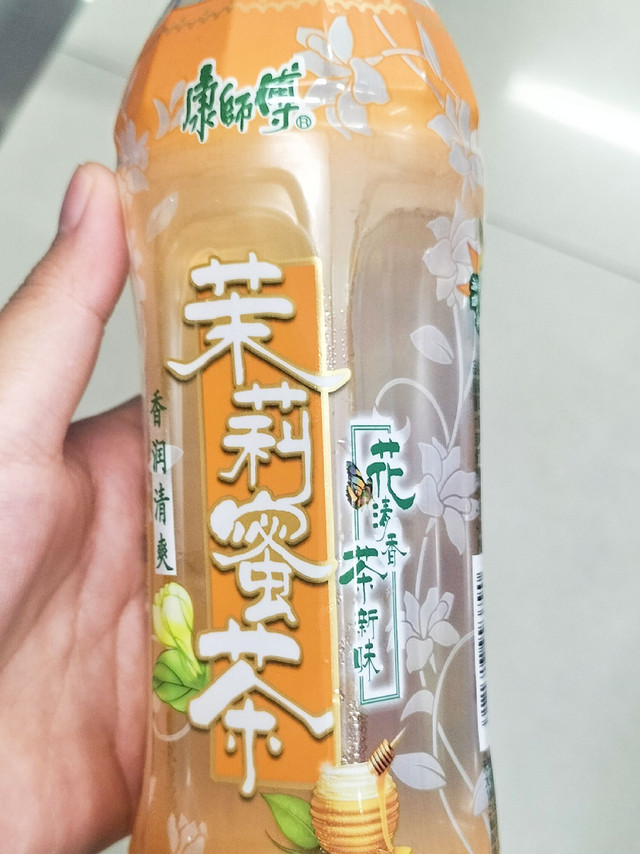 康师傅茉莉蜜茶永远喝不腻！