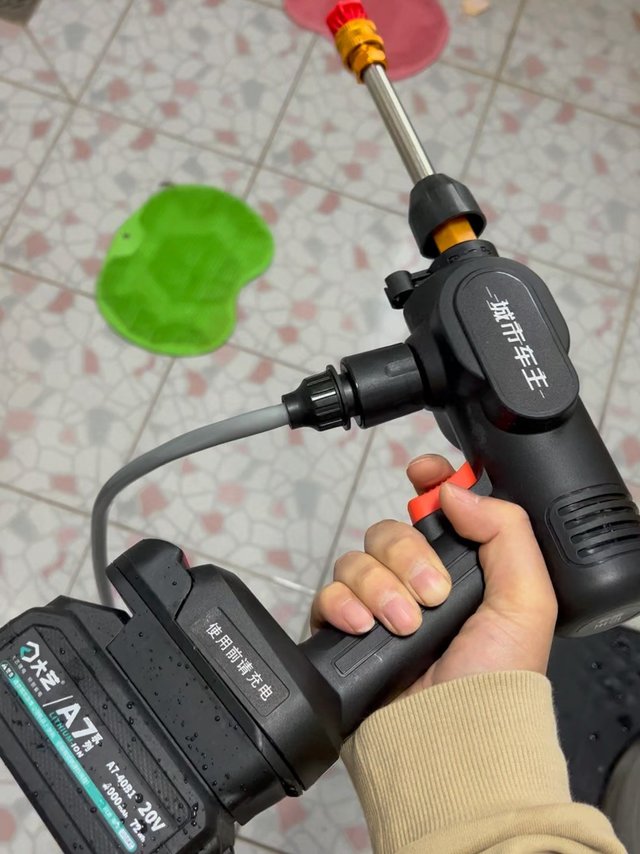 19.9无线洗车机更换20v电池