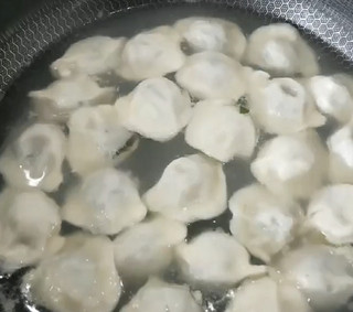 二元钱一斤的饺子能吃吗