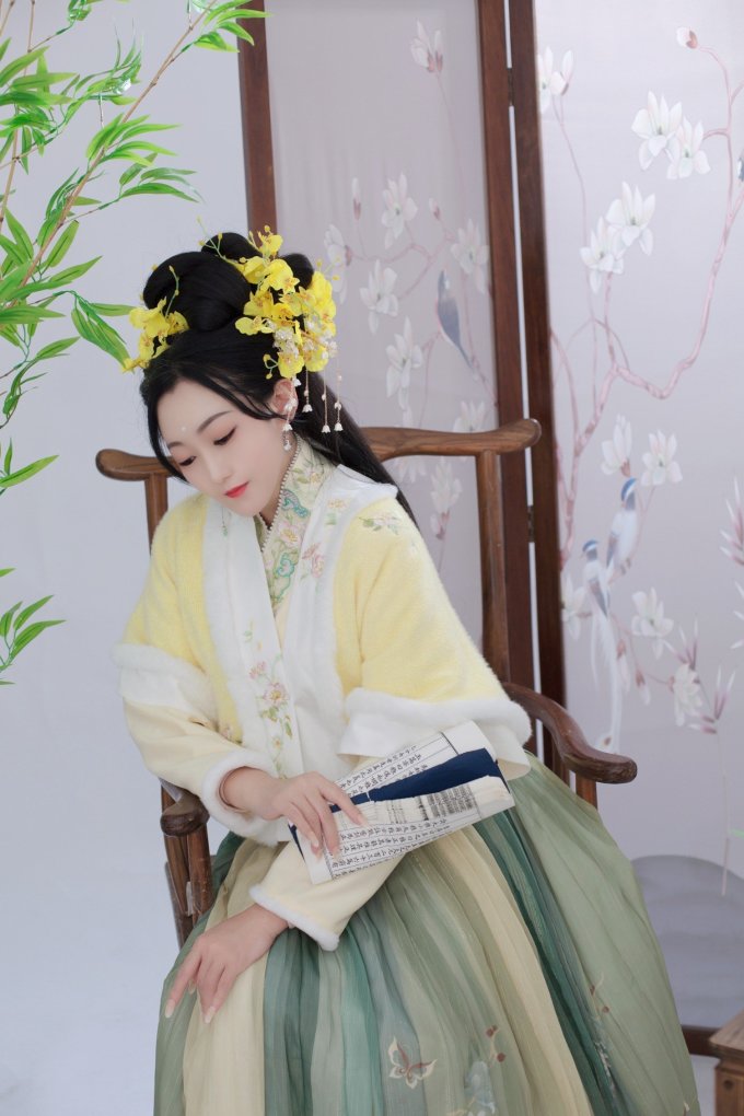 清水溪汉初汉服