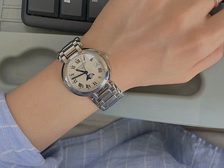 浪琴心月手表，佩戴优雅更显高贵！