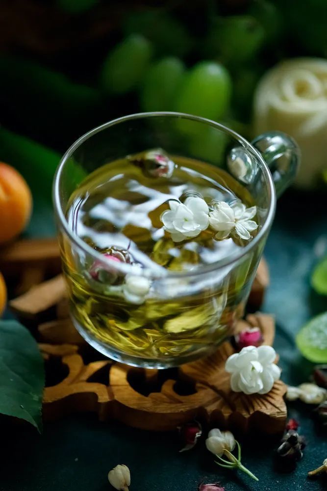 花茶的美妙在于品饮时增添了花香的风味 ©图虫创意